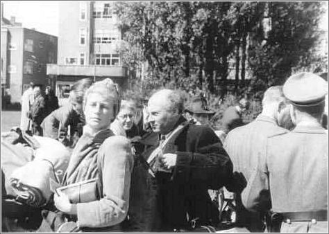 Jews from Amsterdam shortly before their deportation to the Westerbork transit camp